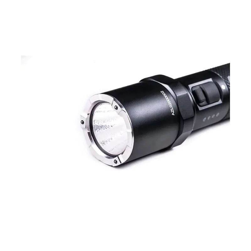 Lampe de poche compacte NEXTORCH P8